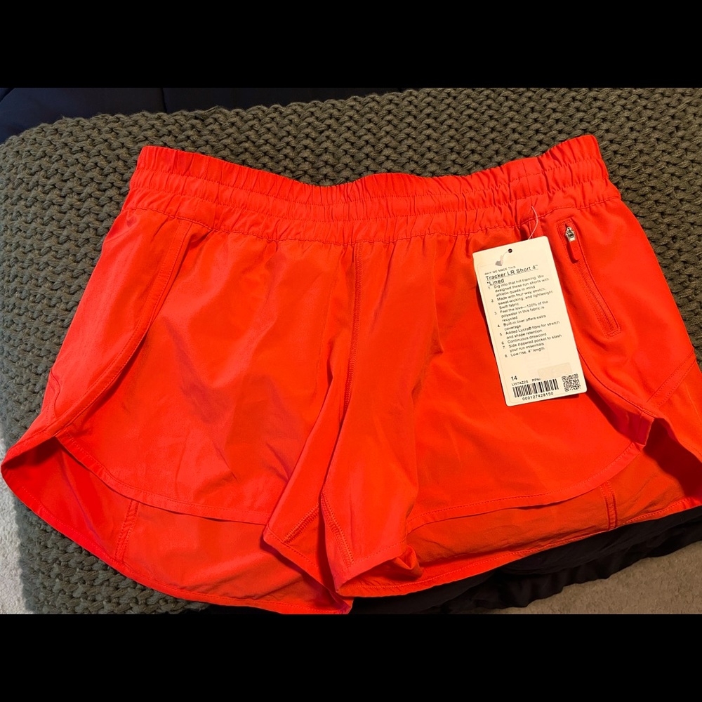 Tracker 4” lululemon shorts